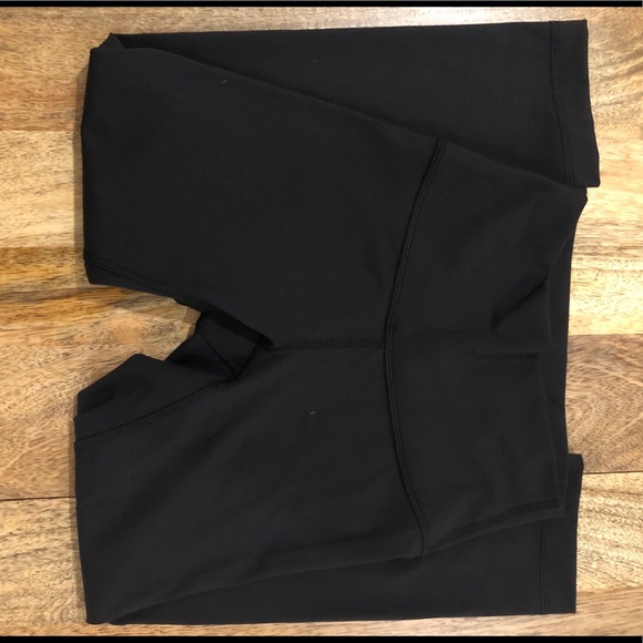 Lululemon Wunder Train High Rise Crop 21” - Picture 2 of 10